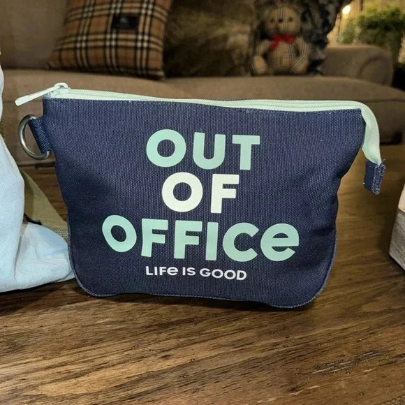 💥Life is Good Bundle of 2 Bags/Backpack - Picture 3 of 16